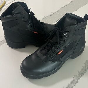 NWOT REDWING WORX ELECTRUM
Men's 6” Waterproof Safety Toe Boot Size 11.5 Black